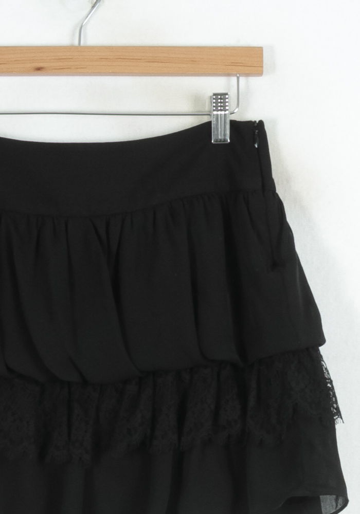 Jupe Volantée Noire - Taille S/36 de la marque Sandro | PARAD81637 - Vendu par Paradigme - Image 3