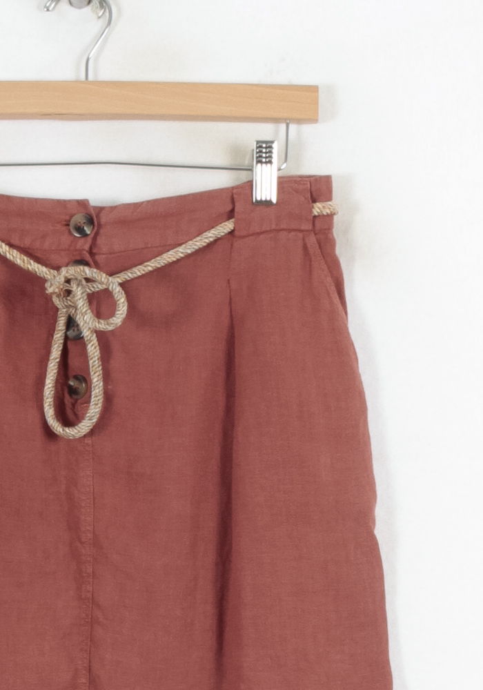 Jupe Boutonnée Rouge - Taille M/38 de la marque One Step | PARAD81724 - Vendu par Paradigme - Image 3