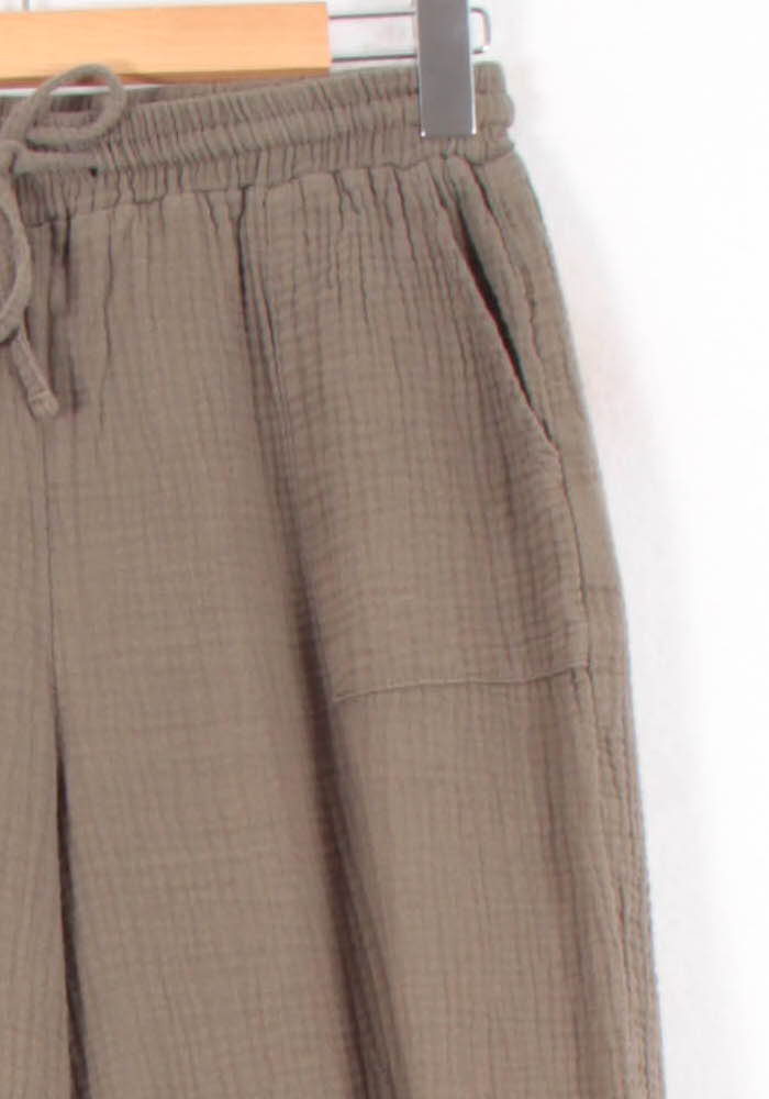 Pantalon Large Vert - Taille M/38 de la marque La Fée Maraboutée | PARAD81834 - Vendu par Paradigme - Image 3