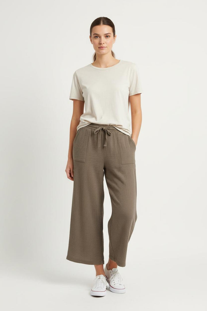 Pantalon Large Vert - Taille M/38 de la marque La Fée Maraboutée | PARAD81834 - Vendu par Paradigme - Image 1