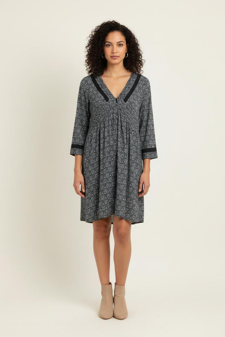 Robe Noire et Blanche - Taille M/38 de la marque La Fée Maraboutée | PARAD82383 - Vendu par Paradigme - Image 1