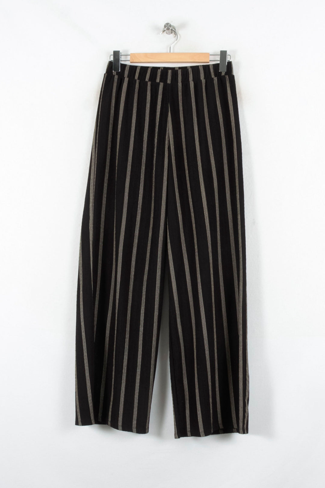 Pantalon Large Noir et Beige - Taille XS/34 de la marque La Fée Maraboutée | PARAD82385 - Vendu par Paradigme - Image 2