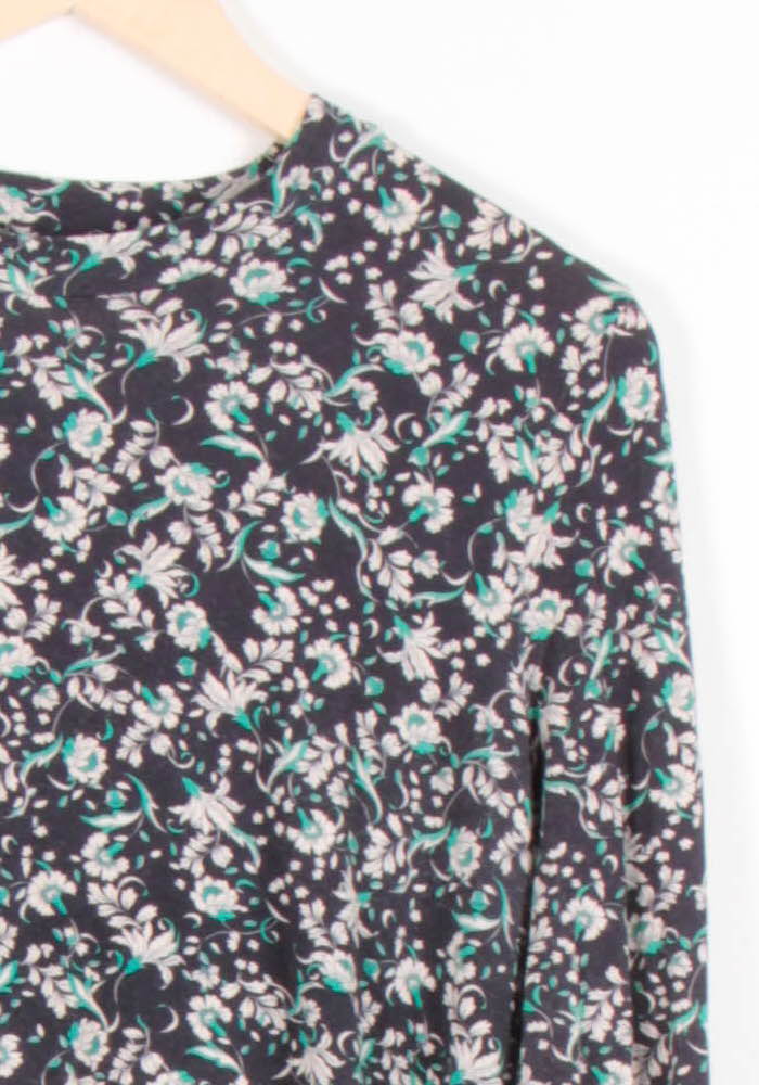 Blouse Fleurie Bleu et Blanc - Taille M/38 de la marque La Fée Maraboutée | PARAD82538 - Vendu par Paradigme - Image 3