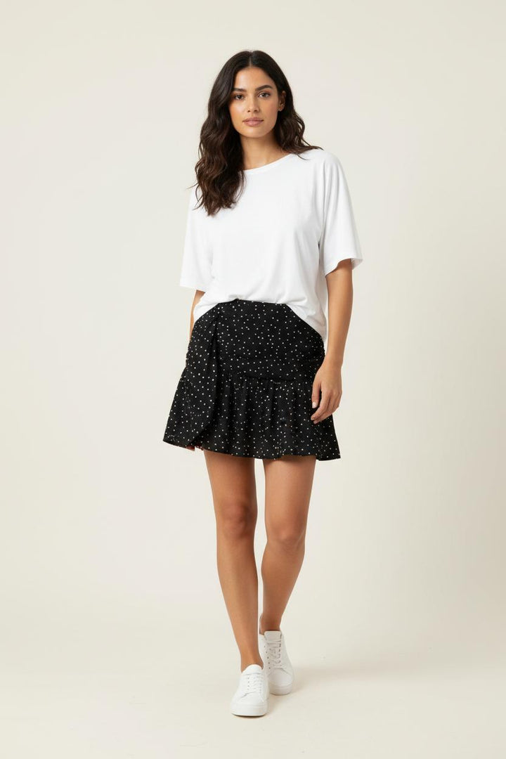 Jupe Volantée Noire à Pois Blancs - Taille M/38 de la marque Sézane | PARAD82622 - Vendu par Paradigme - Image 1