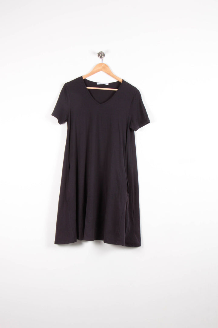 Robe Noire - Taille L/40 de la marque La Fée Maraboutée | PARAD82662 - Vendu par Paradigme - Image 2