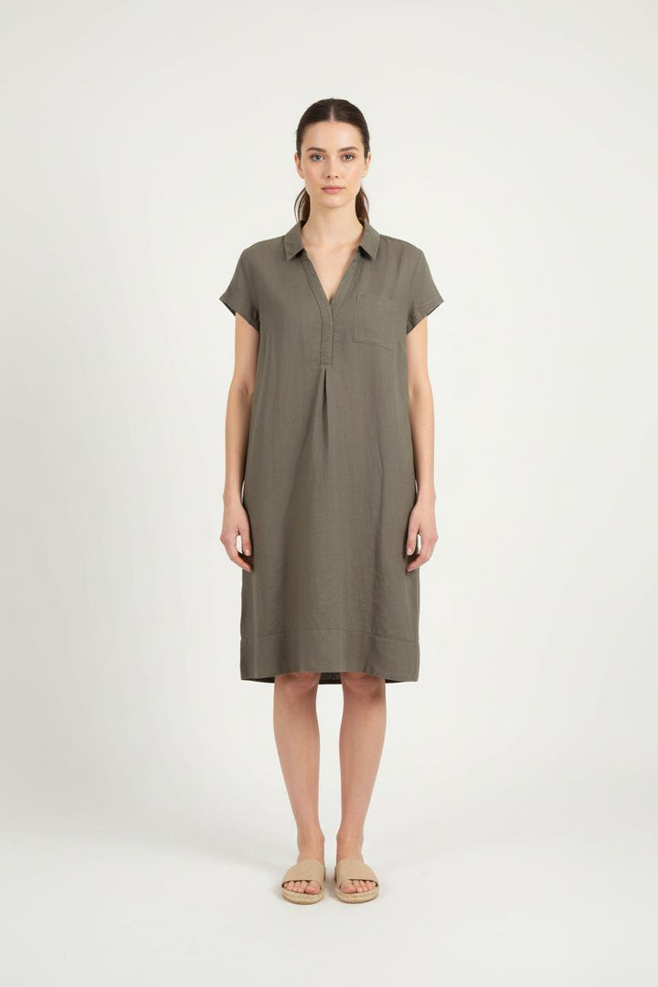 Robe Chemise Verte - Taille L/40 de la marque Caroll | PARAD82820 - Vendu par Paradigme - Image 1