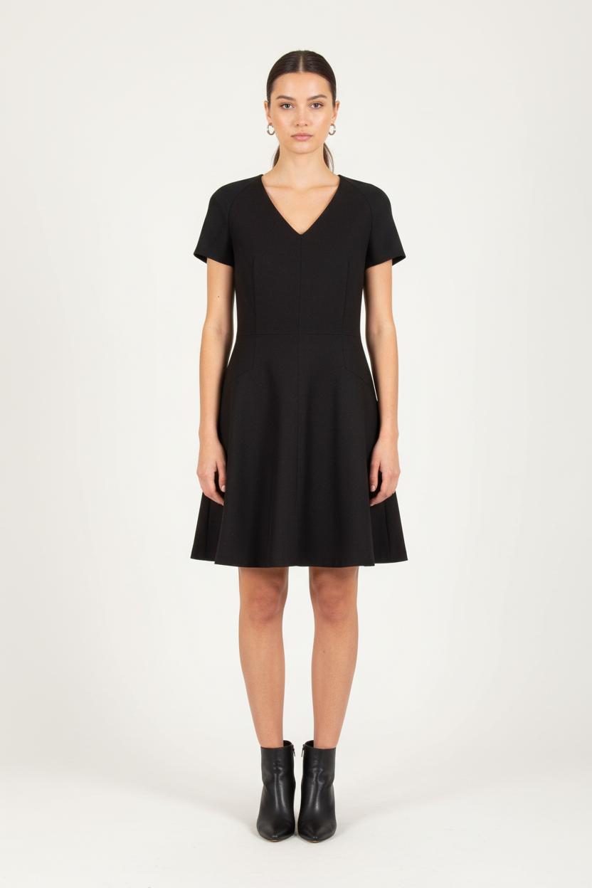 Robe Courte Noire - Taille L/40 de la marque ZAPA | PARAD83215 - Vendu par Paradigme - Image 1