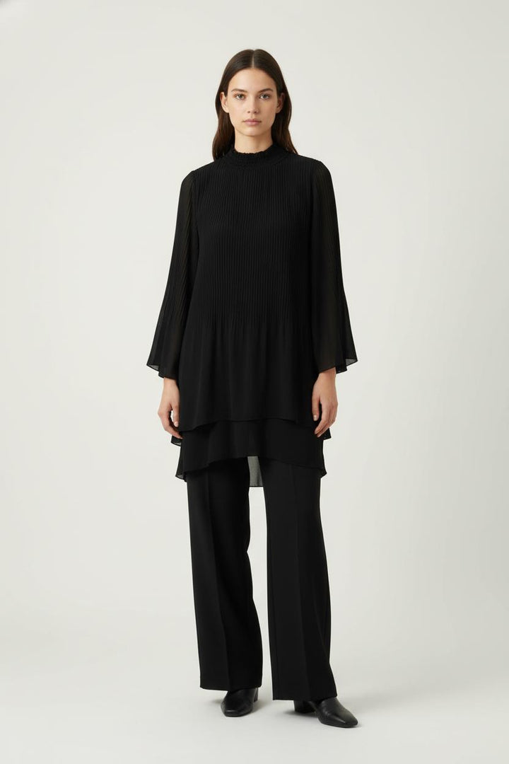 Robe Noire - Taille S/36 de la marque La Fée Maraboutée | PARAD83955 - Vendu par Paradigme - Image 1