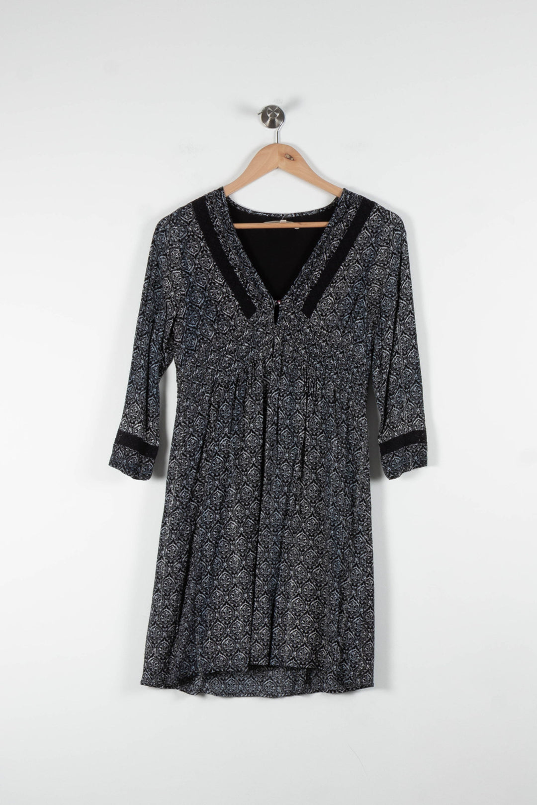 Robe Noire et Grise - Taille S/36 de la marque La Fée Maraboutée | PARAD84173 - Vendu par Paradigme - Image 2
