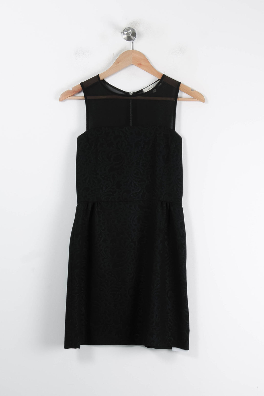 Robe Courte Noire - Taille S/36 de la marque Sandro | PARAD84524 - Vendu par Paradigme - Image 2