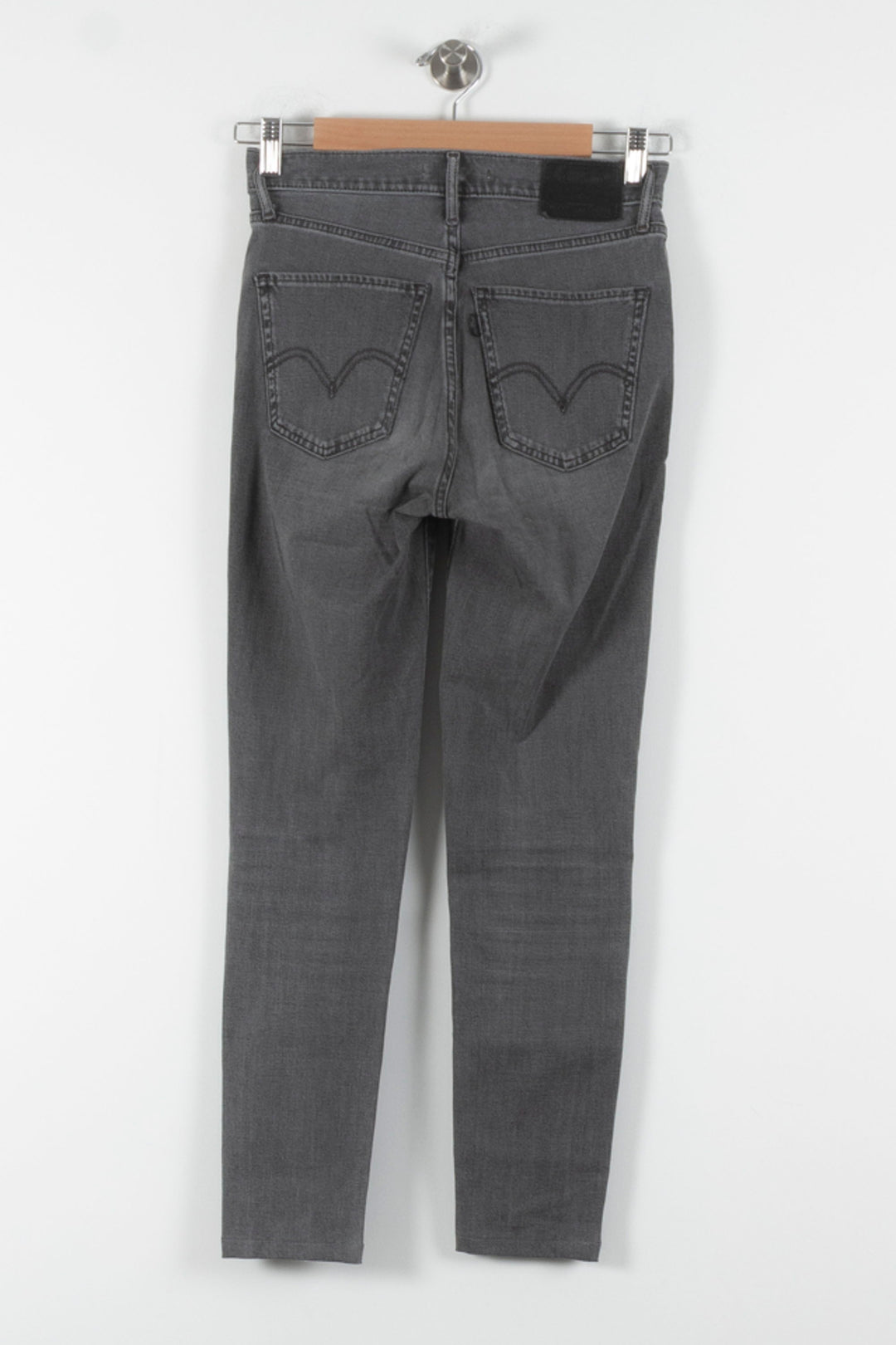 Jean Skinny Gris - Taille XS/34 de la marque Levi's | PARAD84774 - Vendu par Paradigme - Image 4