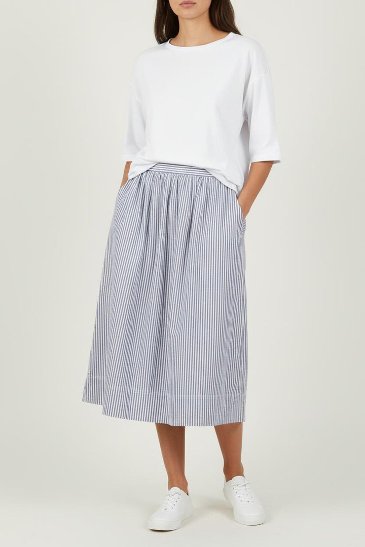 Jupe Midi Rayée Blanche et Bleue - Taille XS/34 de la marque Comptoir des Cotonniers | PARAD84834 - Vendu par Paradigme - Image 1