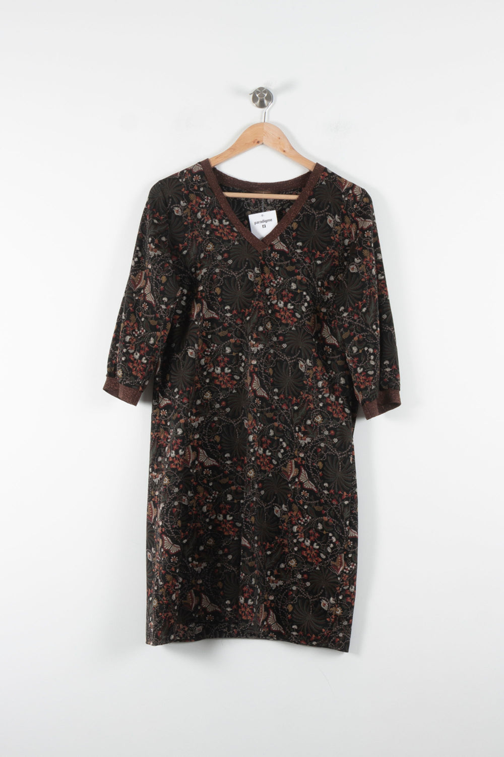 Robe Fleurie Marron et Rouge - Taille L/40 de la marque La Fée Maraboutée | PARAD84913 - Vendu par Paradigme - Image 2