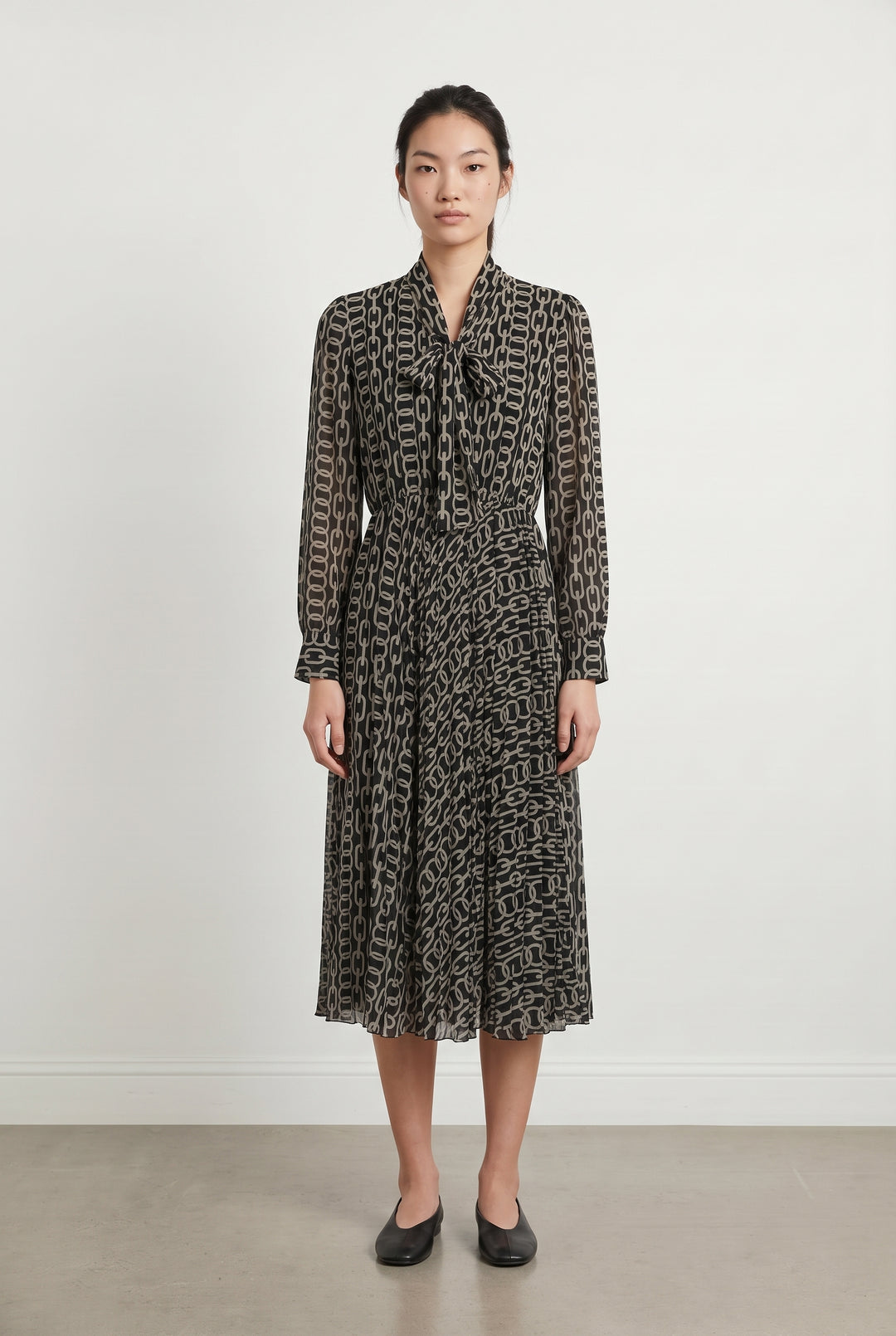Robe Longue Noire et Blanche - Taille M/38 de la marque Stella Forest | PARAD85010 - Vendu par Paradigme - Image 1