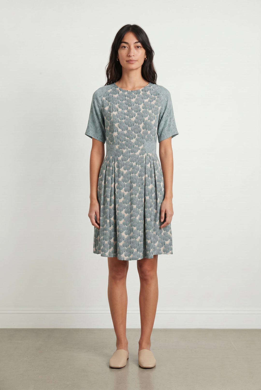 Robe Courte Verte et Beige - Taille S/36 de la marque Léon & Harper | PARAD85203 - Vendu par Paradigme - Image 1