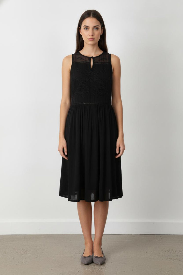 Robe Sans Manches Noire - Taille M/38 de la marque IKKS | PARAD85517 - Vendu par Paradigme - Image 1