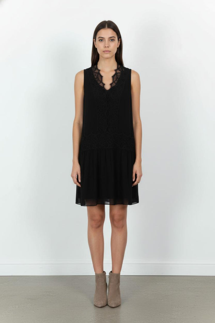 Robe Sans Manches Noire - Taille S/36 de la marque Sandro | PARAD85637 - Vendu par Paradigme - Image 1