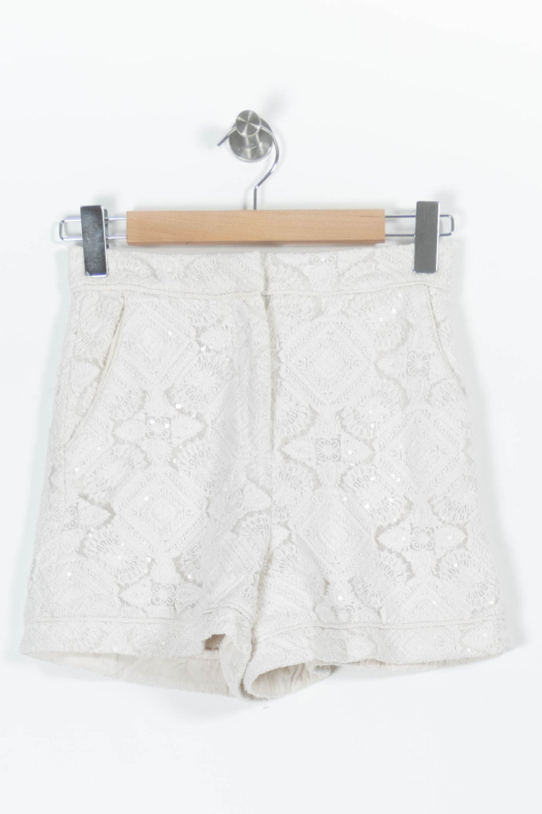 Short Dentelle Beige - Taille S/36 de la marque Maje | PARAD85857 - Vendu par Paradigme - Image 2