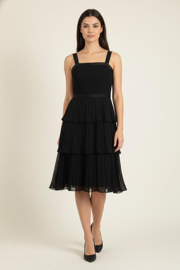 Robe Longue Noire - Taille M/38 de la marque Maison 123 | PARAD86828 - Vendu par Paradigme - Image 1