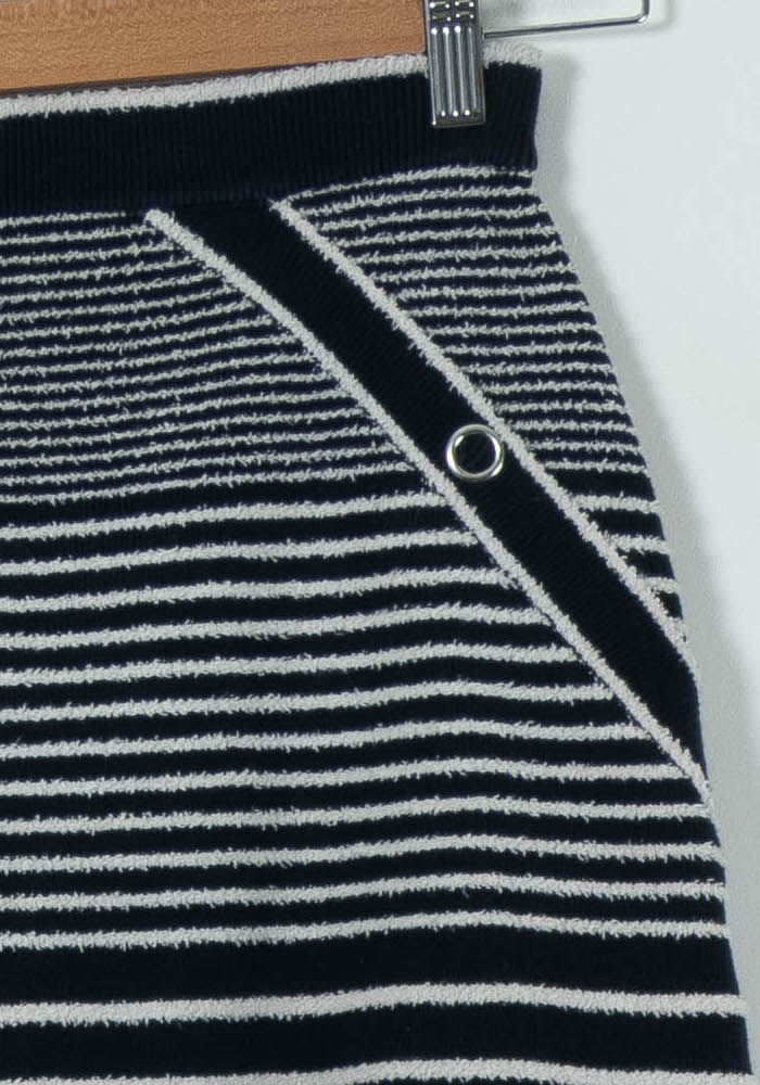 Jupe Courte Bleue et Blanche - Taille XS/34 de la marque Maje | PARAD87228 - Vendu par Paradigme - Image 3