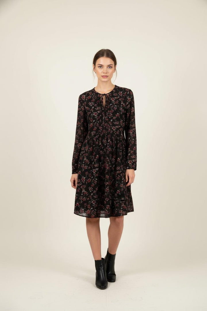 Robe Fleurie Noire et Rouge - Taille XS/34 de la marque ba&sh | PARAD87393 - Vendu par Paradigme - Image 1