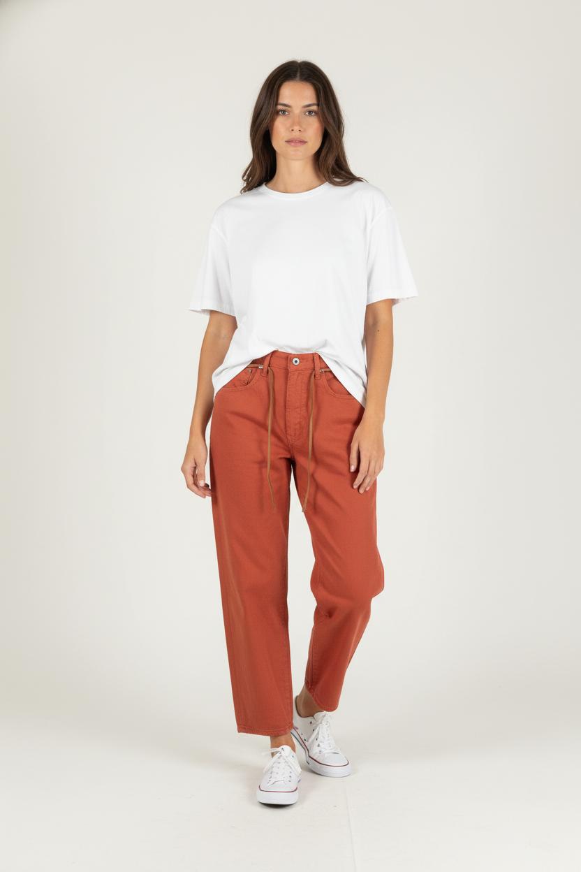 Jean Droit Rouge - Taille M/38 de la marque Levi's | PARAD87398 - Vendu par Paradigme - Image 1