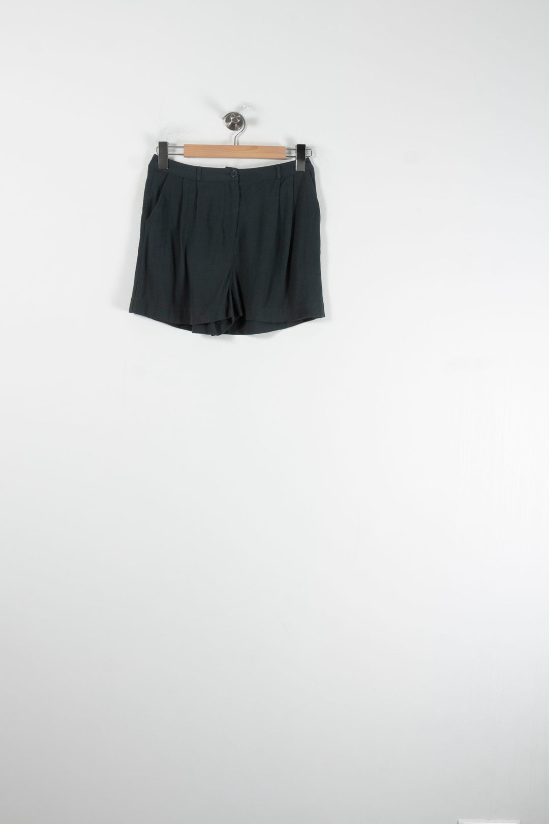 Short Vert - Taille S/36 de la marque American Vintage | PARAD87470 - Vendu par Paradigme - Image 4