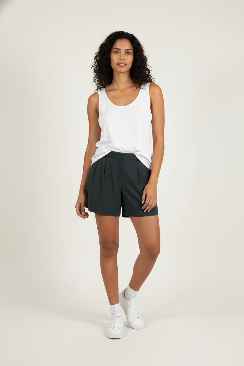 Short Vert - Taille S/36 de la marque American Vintage | PARAD87470 - Vendu par Paradigme - Image 1