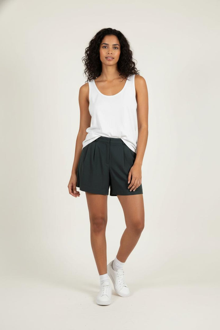 Short Vert - Taille S/36 de la marque American Vintage | PARAD87470 - Vendu par Paradigme - Image 1