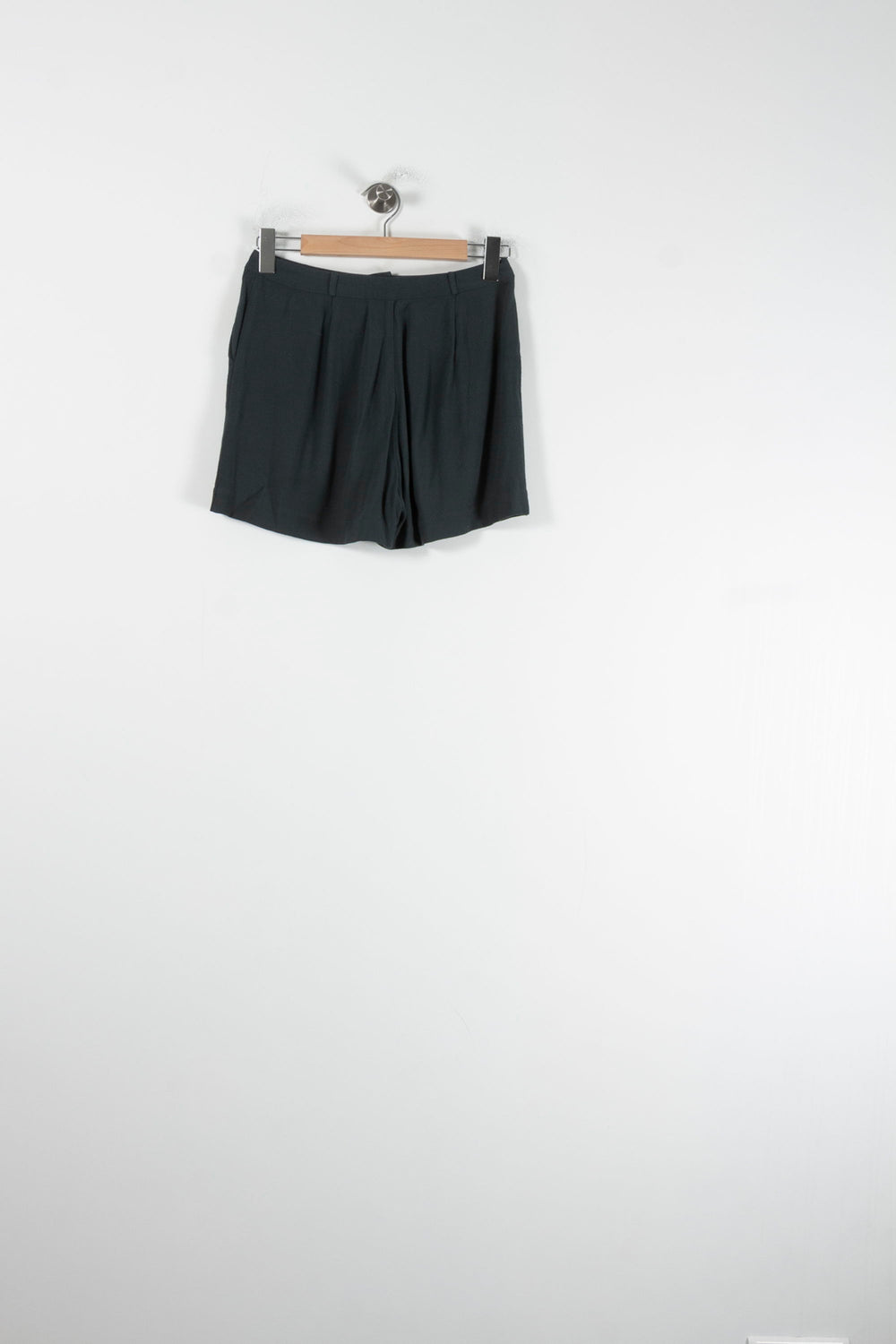 Short Vert - Taille S/36 de la marque American Vintage | PARAD87470 - Vendu par Paradigme - Image 2