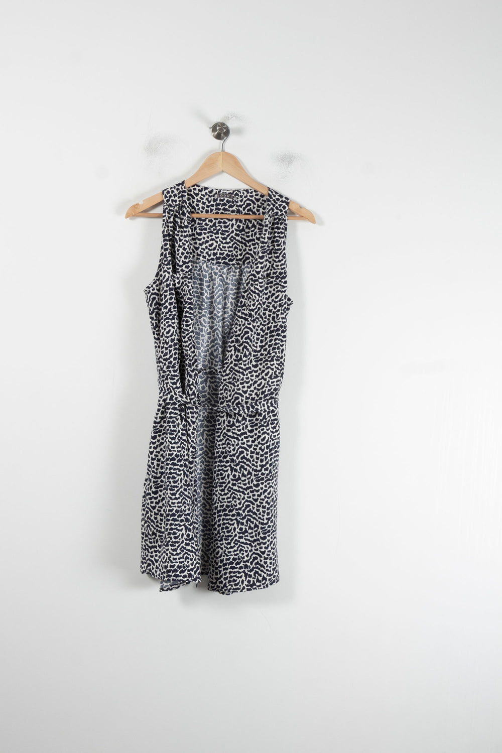 Robe Courte Noire et Blanche - Taille M/38 de la marque Kookai | PARAD87763 - Vendu par Paradigme - Image 2