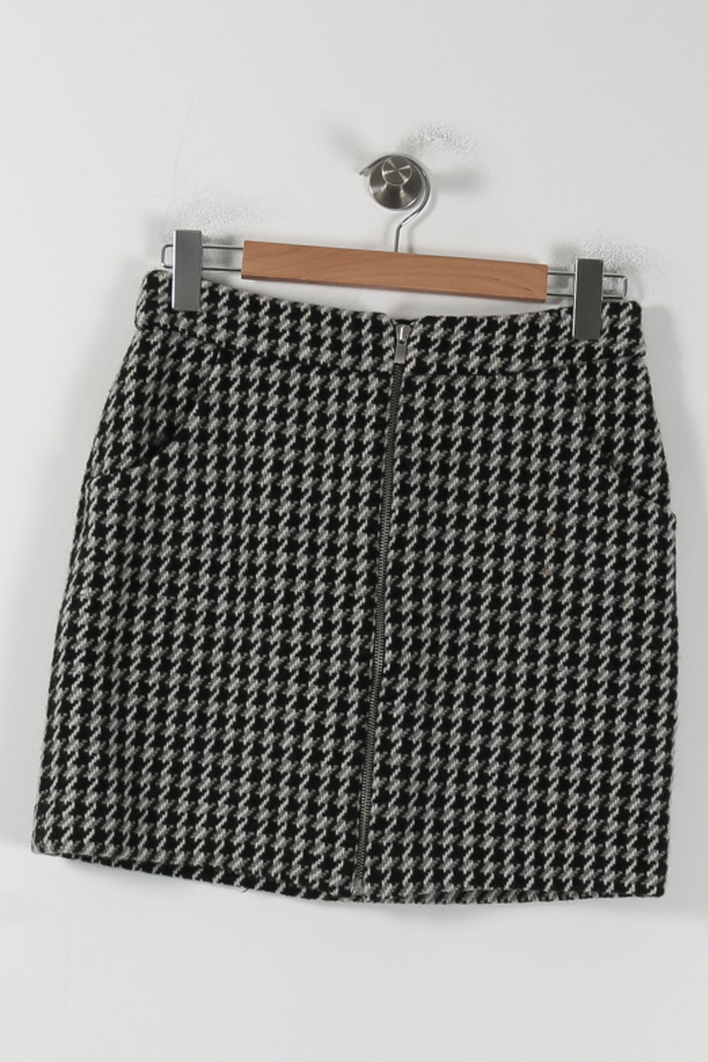 Jupe Courte Noire et Blanche - Taille L/40 de la marque Maje | PARAD87898 - Vendu par Paradigme - Image 2