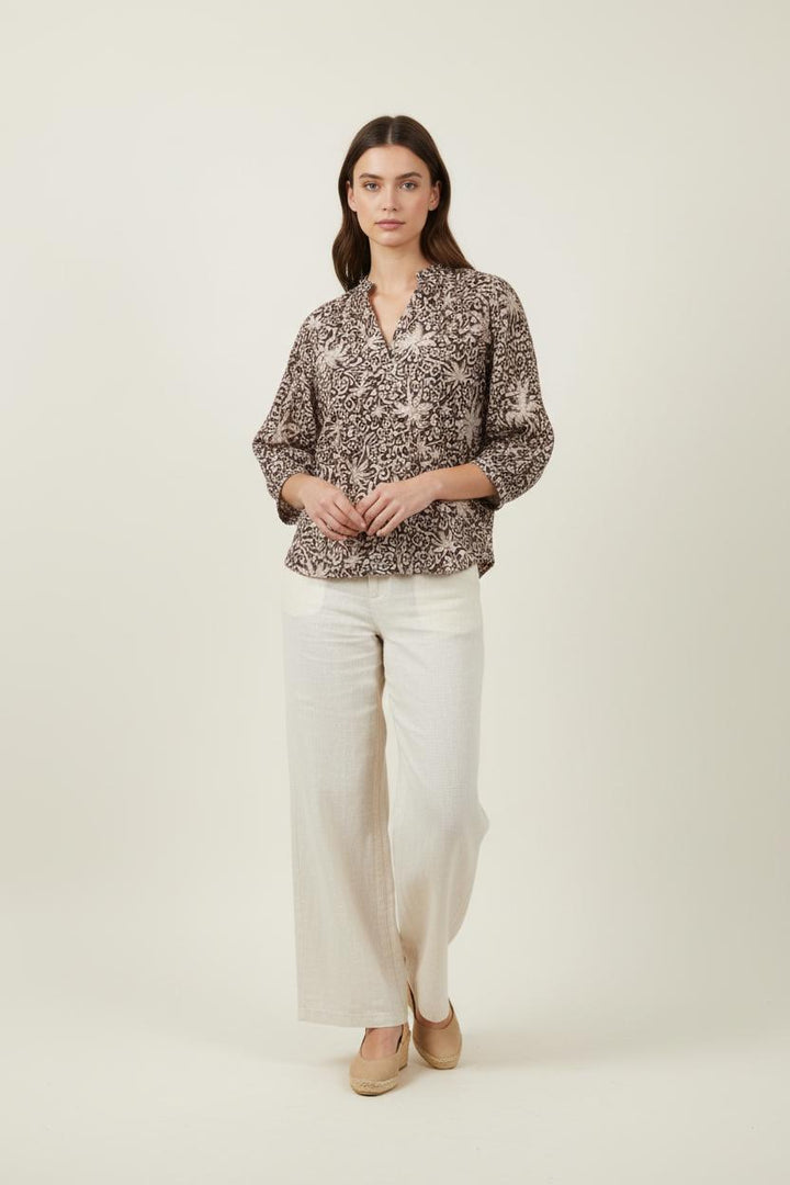 Blouse Marron et Beige - Taille M/38 de la marque La Fée Maraboutée | PARAD88046 - Vendu par Paradigme - Image 1