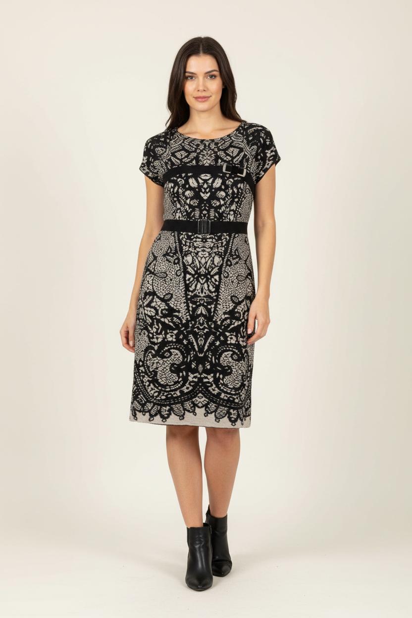 Robe Noire et Beige - Taille M/38 de la marque La Fée Maraboutée | PARAD88290 - Vendu par Paradigme - Image 1