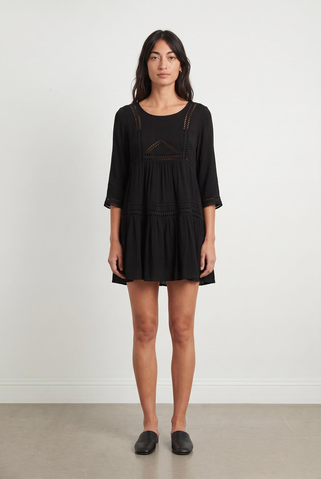 Robe Courte Noire - Taille M/38 de la marque ba&sh | PARAD88542 - Vendu par Paradigme - Image 1