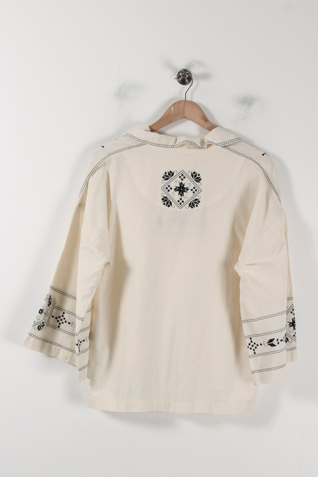 Blouse Brodée Beige et Noire - Taille L/40 de la marque Stella Forest | PARAD88705 - Vendu par Paradigme - Image 4
