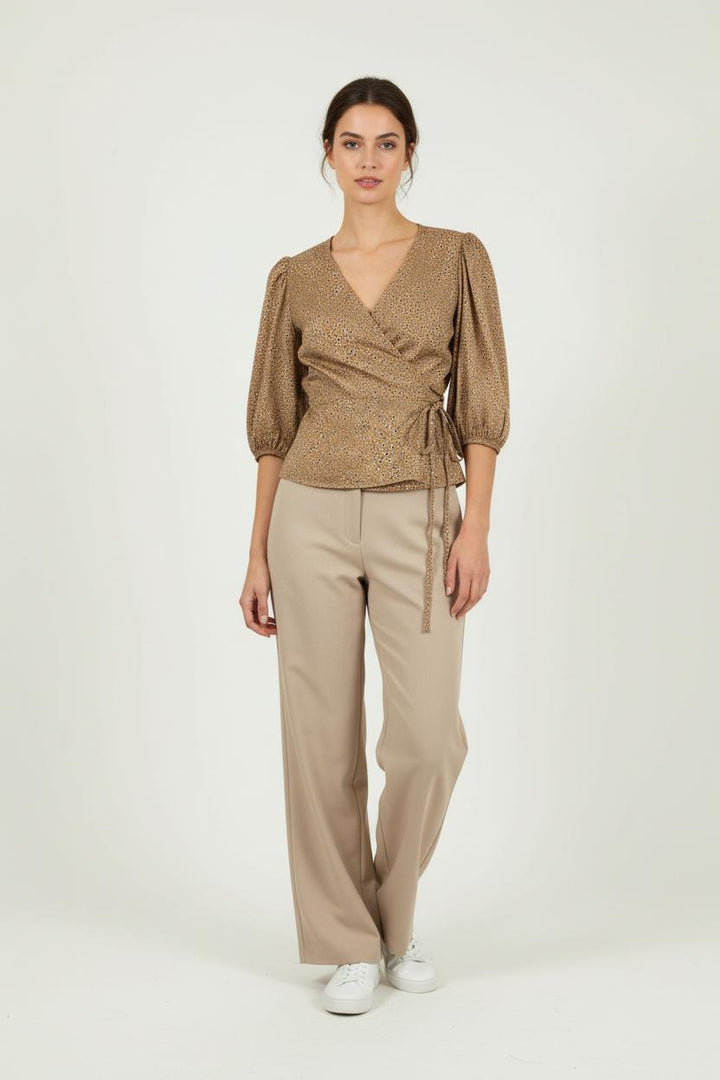 Blouse Portefeuille Beige - Taille M/38 de la marque La Fée Maraboutée | PARAD89258 - Vendu par Paradigme - Image 1