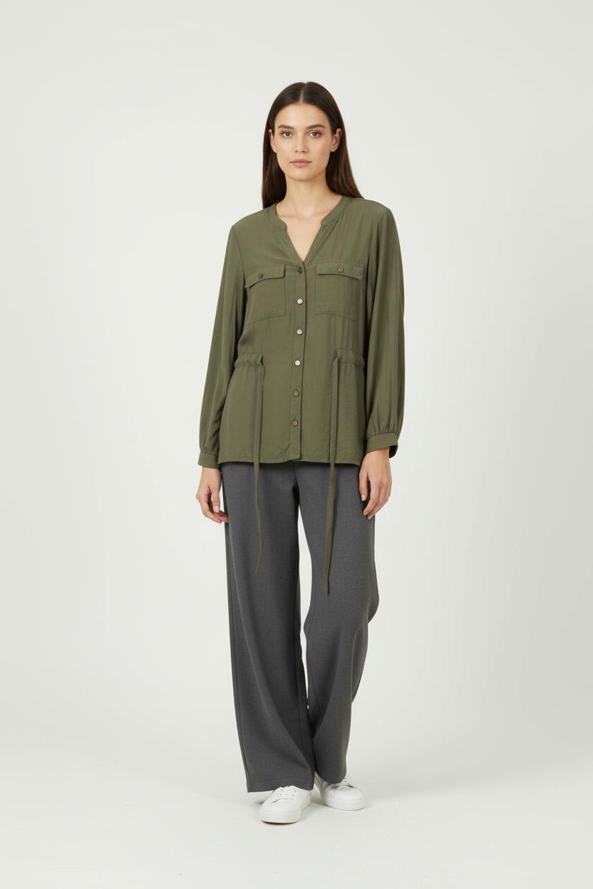Blouse Verte - Taille M/38 de la marque La Fée Maraboutée | PARAD89264 - Vendu par Paradigme - Image 1