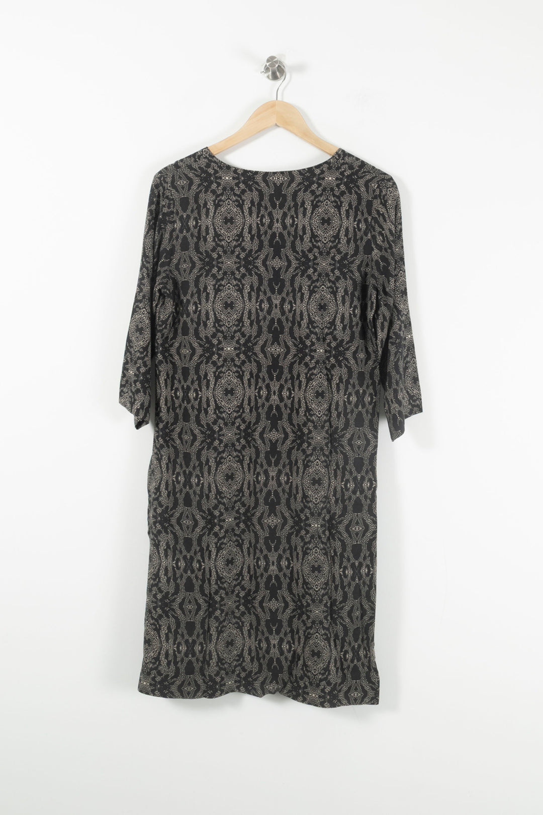 Robe Droite Noire et Beige - Taille S/36 de la marque La Fée Maraboutée | PARAD89476 - Vendu par Paradigme - Image 4