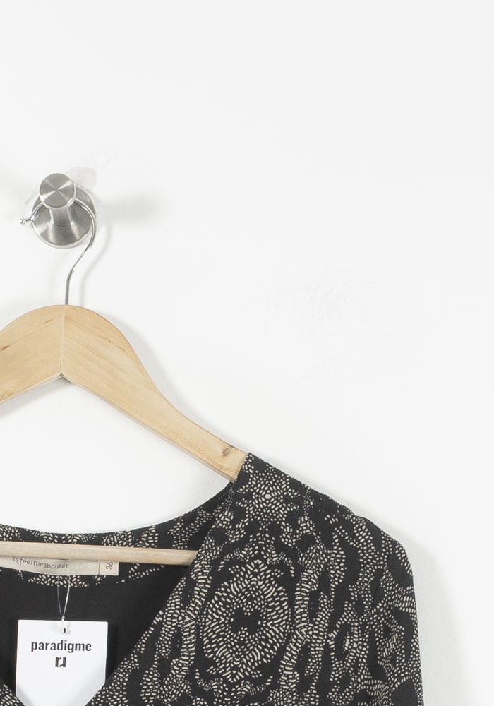Robe Droite Noire et Beige - Taille S/36 de la marque La Fée Maraboutée | PARAD89476 - Vendu par Paradigme - Image 3