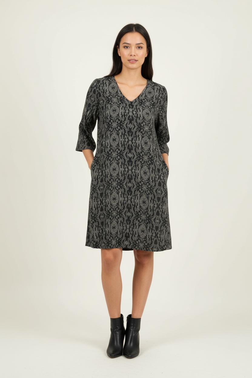 Robe Droite Noire et Beige - Taille S/36 de la marque La Fée Maraboutée | PARAD89476 - Vendu par Paradigme - Image 1