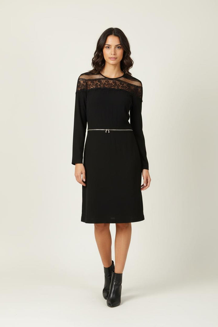 Robe Droite Noire - Taille S/36 de la marque Sandro | PARAD89762 - Vendu par Paradigme - Image 1