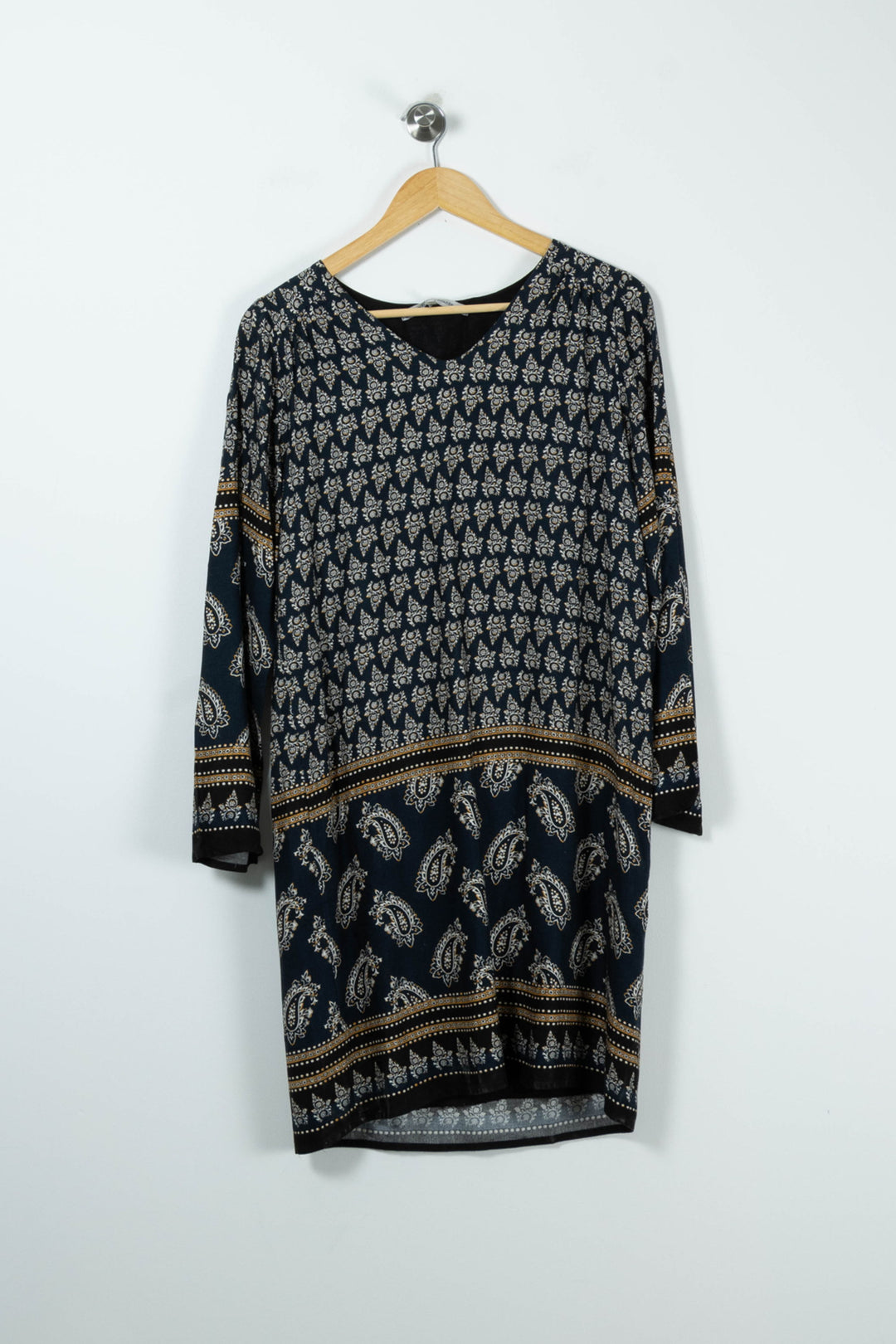 Robe Droite Bleue et Beige - Taille M/38 de la marque La Fée Maraboutée | PARAD90002 - Vendu par Paradigme - Image 2