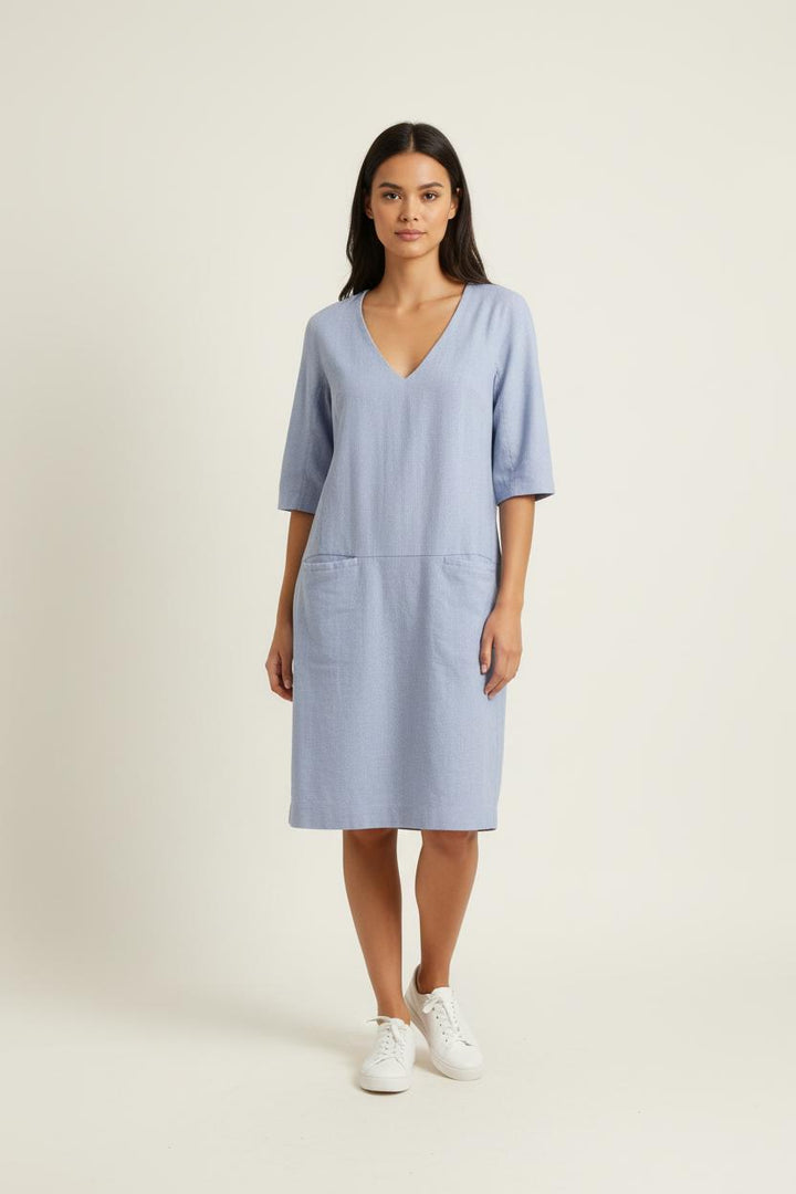 Robe Droite Bleue - Taille M/38 de la marque Paul & Joe | PARAD90067 - Vendu par Paradigme - Image 1