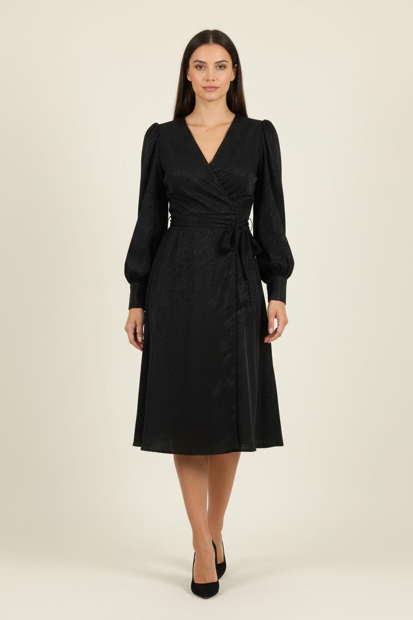 Robe Portefeuille Noire - Taille L/40 de la marque Caroll | PARAD90207 - Vendu par Paradigme - Image 1