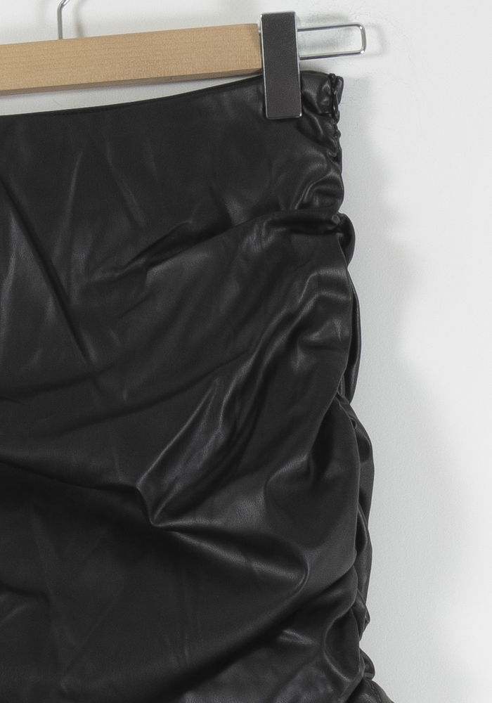 Jupe Courte Noire - Taille M/38 de la marque Karl Marc John | PARAD90242 - Vendu par Paradigme - Image 3