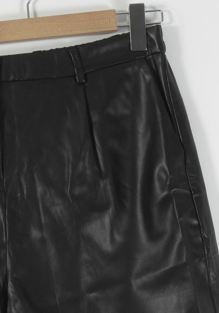 Short Noir - Taille L/40 de la marque Karl Marc John | PARAD90250 - Vendu par Paradigme - Image 3