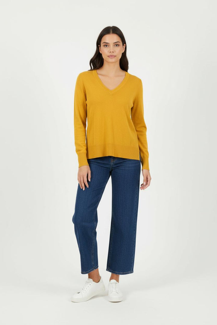 Pull Jaune - Taille L/40 de la marque La Fée Maraboutée | PARAD90287 - Vendu par Paradigme - Image 1