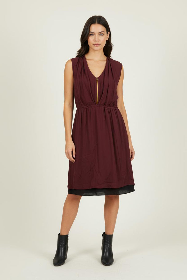 Robe Sans Manches Bordeaux - Taille M/38 de la marque Sandro | PARAD90475 - Vendu par Paradigme - Image 1