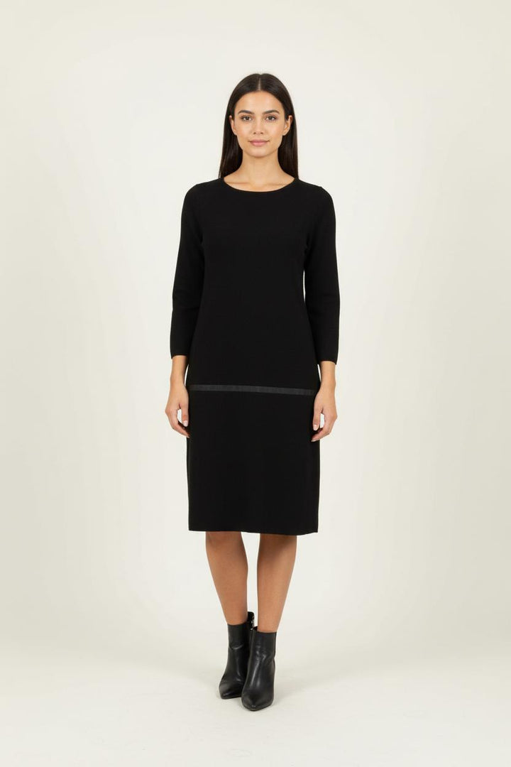 Robe Droite Noire - Taille S/36 de la marque COS | PARAD90521 - Vendu par Paradigme - Image 1